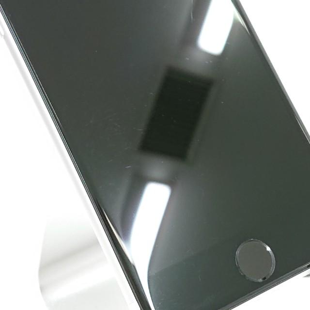 iPhoneSE 第2世代 64GB ドコモ ホワイト 送料無料 即決 本体 c16081