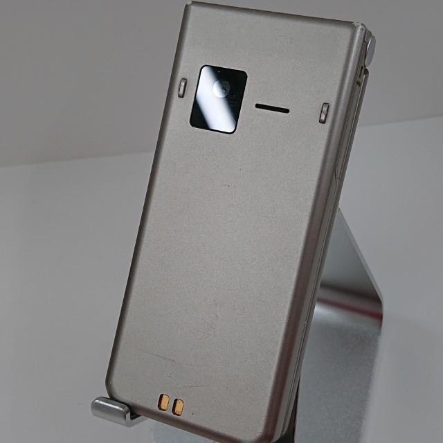 arrows ケータイ ベーシック F-41C ドコモ ゴールド 送料無料 即決