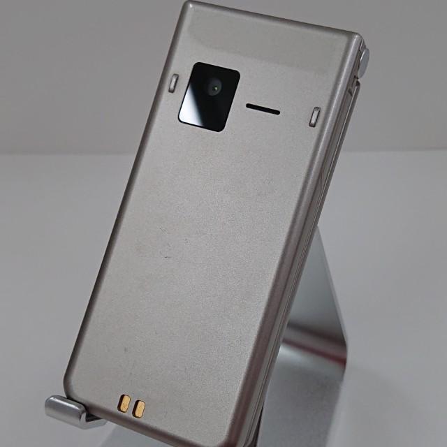 arrows ケータイ ベーシック F-41C ドコモ ゴールド 送料無料 即決