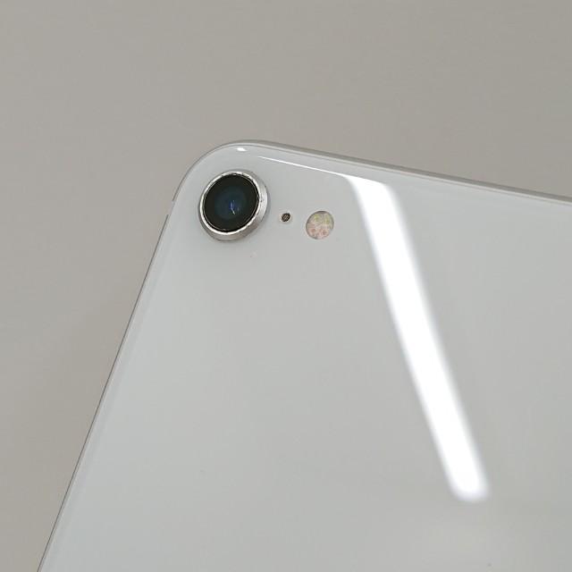 iPhoneSE2 128gb ホワイト　本体のみ ムスビー｜【SIMフリー】iPhoneSE2 128GB ホワイト 電池97％ 利用制限
