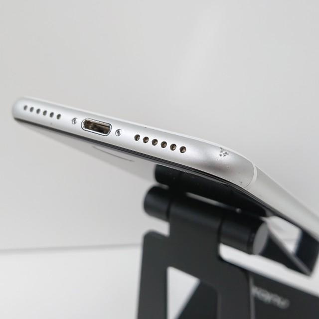 iPhoneSE 第2世代 64GB ドコモ ホワイト 送料無料 即決 本体 c16497