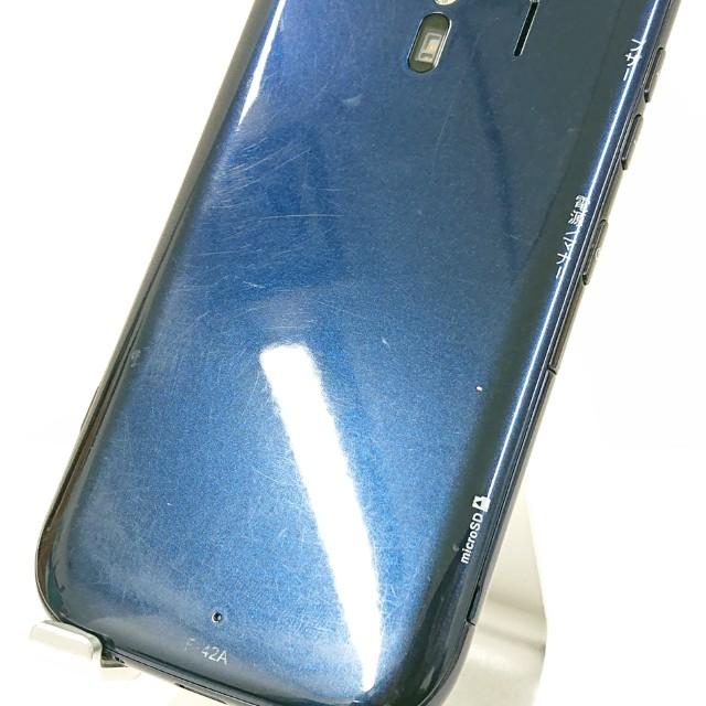 らくらくスマートフォン F-42A ドコモ ネイビー 送料無料 即決 本体
