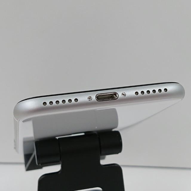 iPhoneSE 第2世代 64GB ドコモ ホワイト 送料無料 即決 本体 c16795
