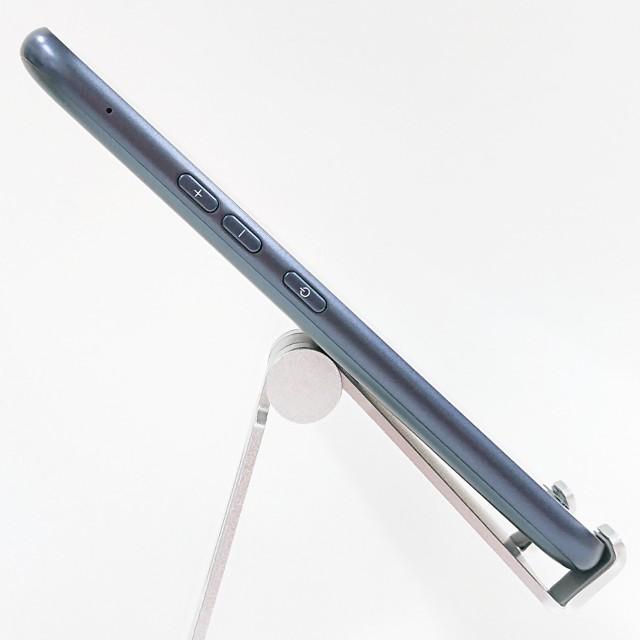 らくらくスマートフォン F-53E ドコモ ネイビー 送料無料 即決 本体