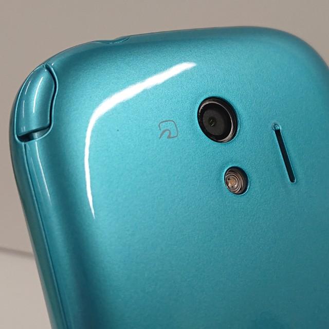 らくらくスマートフォン me F-03K ドコモ ブルー 送料無料 即決 本体