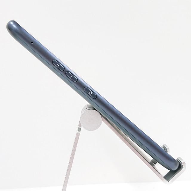 らくらくスマートフォン F-53E ドコモ ネイビー 送料無料 即決 本体