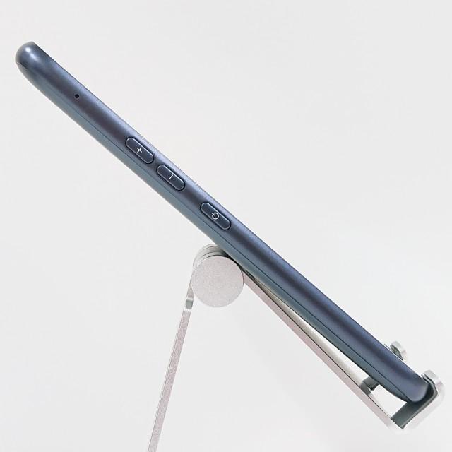 らくらくスマートフォン F-53E ドコモ ネイビー 送料無料 即決 本体