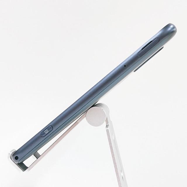 らくらくスマートフォン F-53E ドコモ ネイビー 送料無料 即決 本体