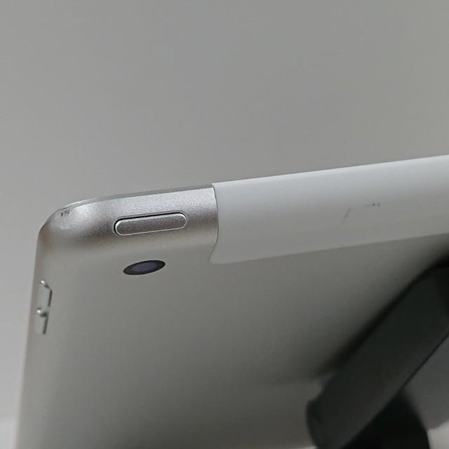 iPad 第6世代 Wi-Fi+Cellular 32GB SIMフリー シルバー 送料無料 即決