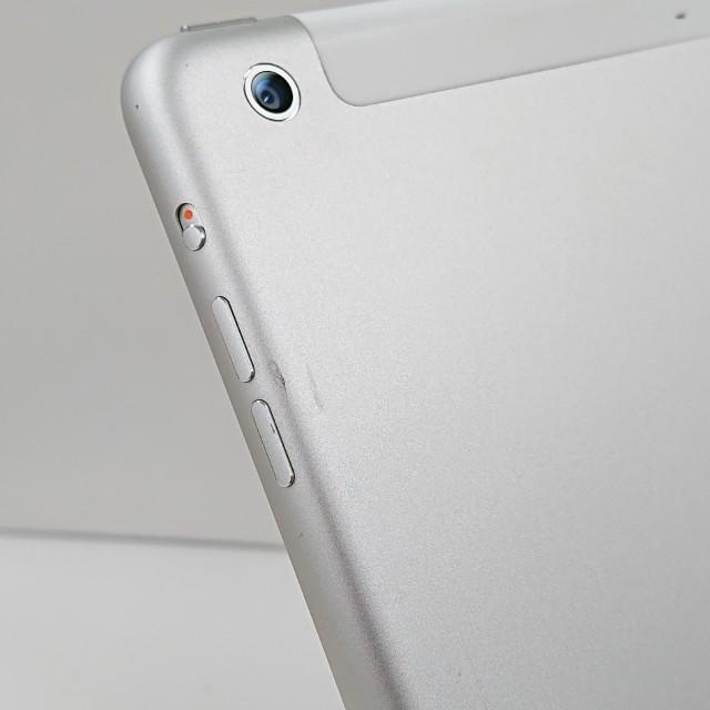 iPad Air Wi-Fi+Cellular 16GB SIMフリー シルバー 送料無料 即決 本体