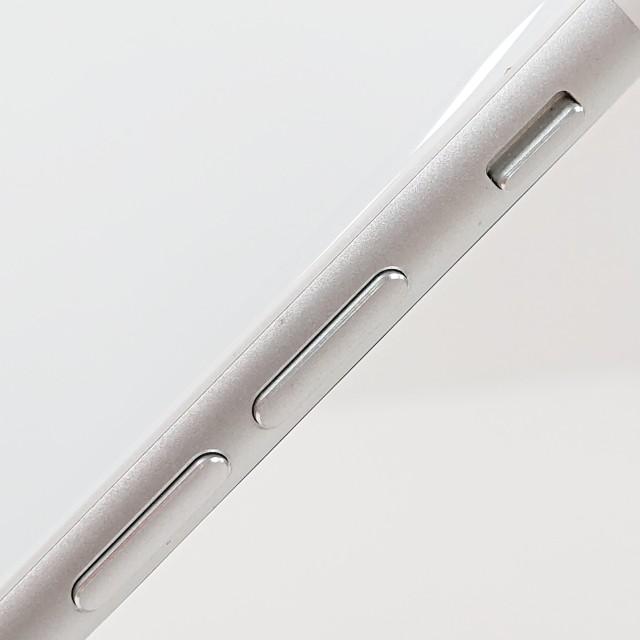 iPhoneSE 第2世代 64GB ドコモ ホワイト 送料無料 即決 本体 c18651