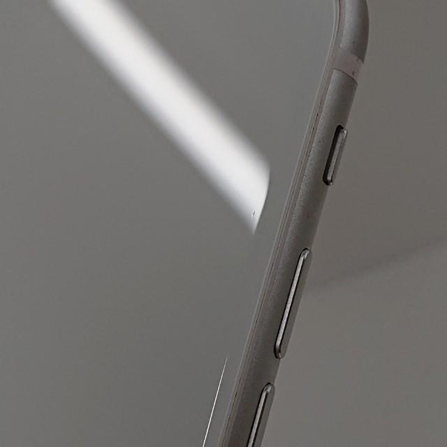 iPhoneSE 第2世代 64GB ドコモ ホワイト 送料無料 即決 本体 c18653