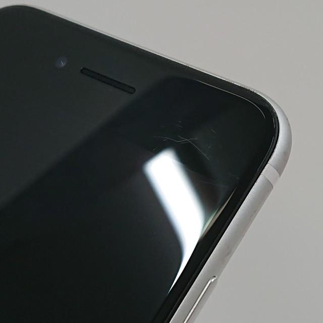 iPhoneSE 第2世代 64GB ドコモ ホワイト 送料無料 即決 本体 c18653