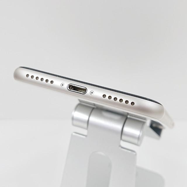 iPhoneSE 第3世代 64GB ドコモ スターライト 送料無料 即決 本体