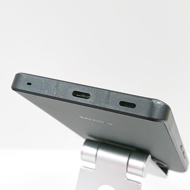 AQUOS R8 pro A301SH SoftBank ブラック 送料無料 即決 本体 c19470の画像