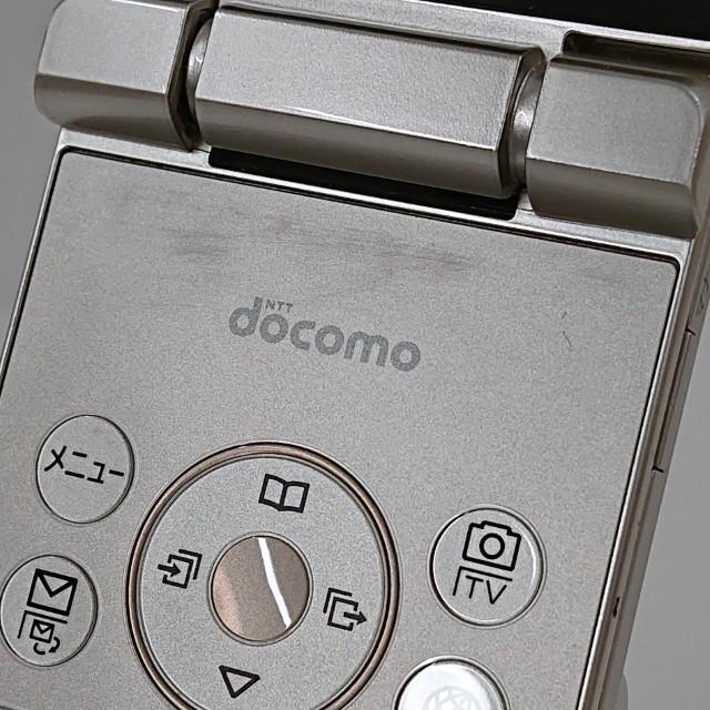 AQUOS ケータイ SH-02L ドコモ ゴールド 送料無料 即決 本体 c19534