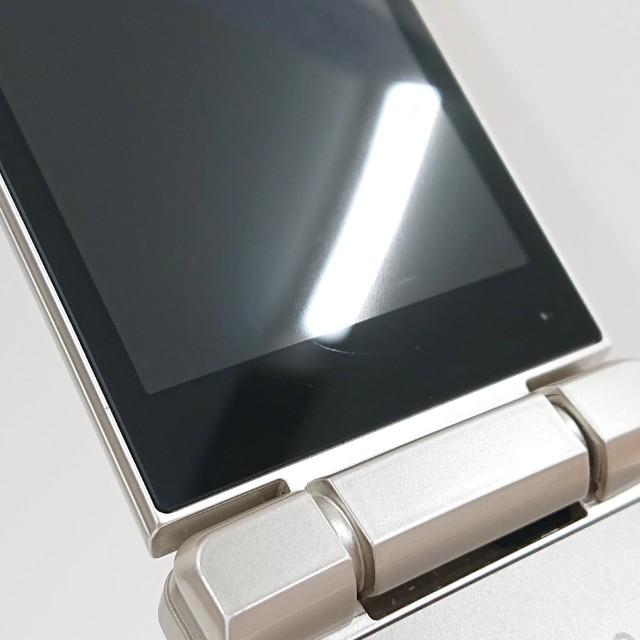 AQUOS ケータイ SH-02L ドコモ ゴールド 送料無料 即決 本体 c19553