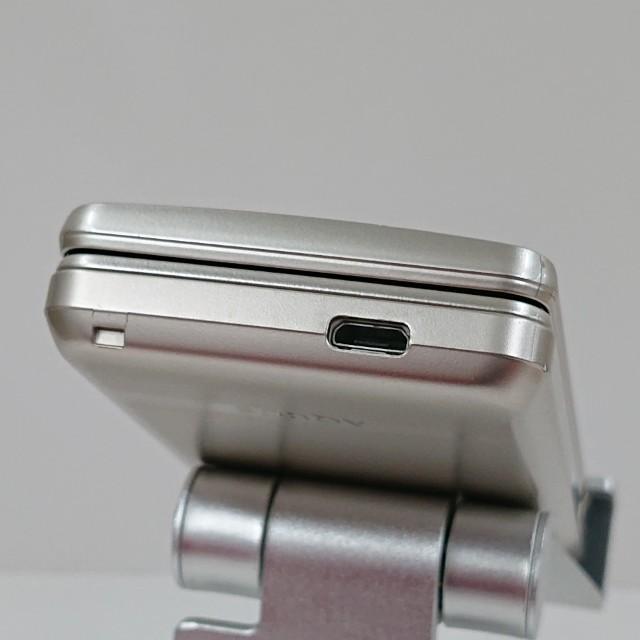 AQUOS ケータイ SH-02L ドコモ ゴールド 送料無料 即決 本体 c19579