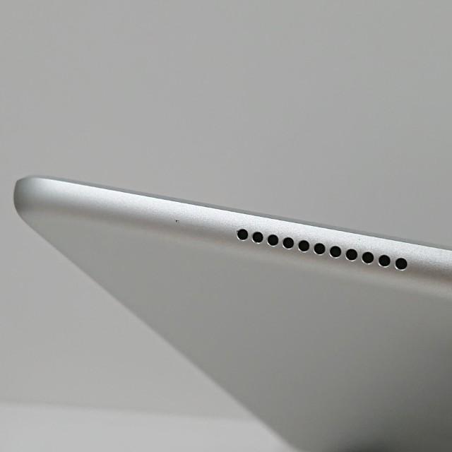 iPad Air 3 Wi-Fi+Cellular 64GB SIMフリー シルバー 送料無料 即決