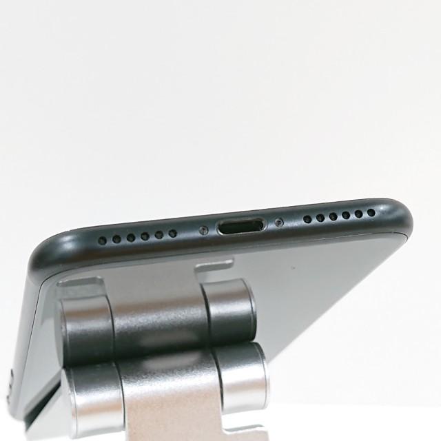 iPhoneSE 第2世代 64GB ドコモ ブラック 送料無料 即決 本体 c19774