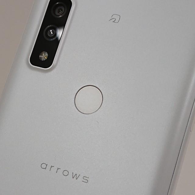arrows We FCG01 本体　ホワイト arrows We FCG01 au ホワイト 送料無料 即決 本体 c19811 : アーク