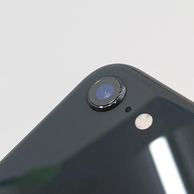 iPhoneSE 第2世代 64GB ドコモ ブラック 送料無料 即決 本体 c20010