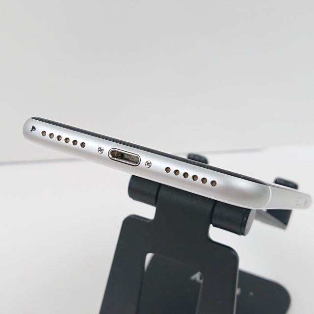 iPhoneSE 第2世代 64GB ドコモ ホワイト 送料無料 即決 本体 c20347