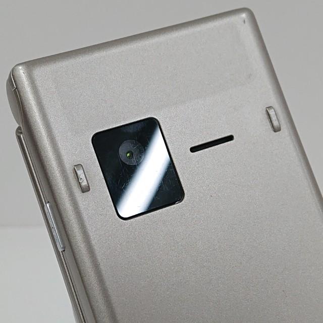 arrows ケータイ ベーシック F-41C ドコモ ゴールド 送料無料 即決