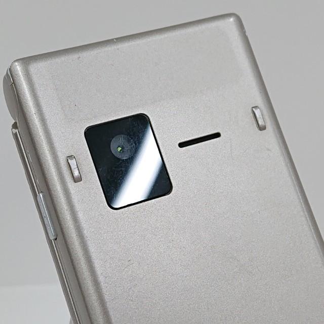 arrows ケータイ ベーシック F-41C ドコモ ゴールド 送料無料 即決