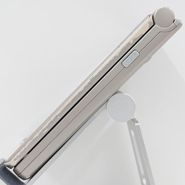 arrows ケータイ ベーシック F-41C ドコモ ゴールド 送料無料 即決