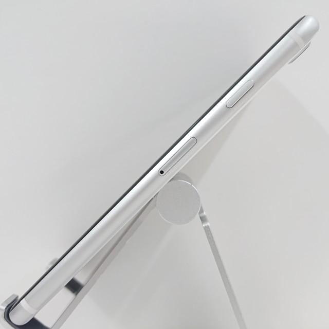 iPhoneSE 第2世代 64GB ドコモ ホワイト 送料無料 即決 本体 c20543