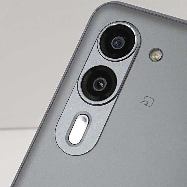 arrows We2 Plus F-51E ドコモ ストレートグレイ 送料無料 即決 本体