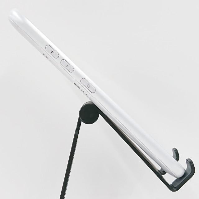 らくらくスマートフォン F-52B ドコモ ホワイト 送料無料 即決 本体