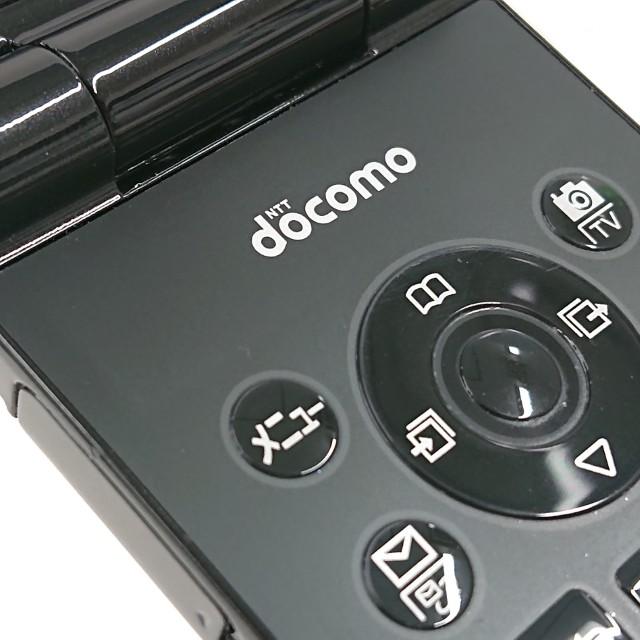 P-smart ケータイ P-01J ドコモ ブラック 送料無料 即決 本体 c20797