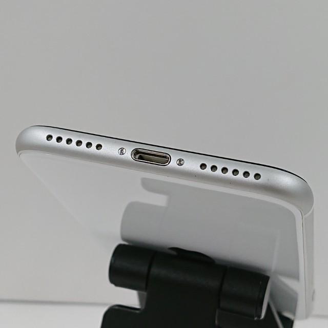 iPhoneSE 第2世代 128GB ドコモ ホワイト 送料無料 即決 本体 c20894