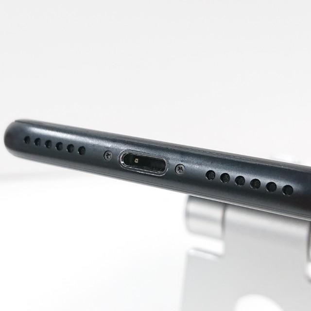 iPhoneSE 第2世代 64GB ドコモ ブラック 送料無料 即決 本体 c20943
