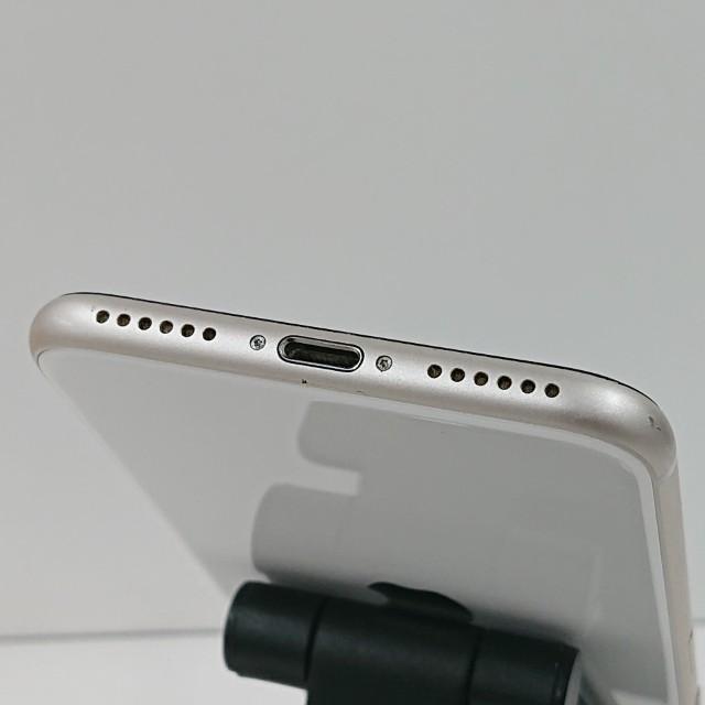 iPhoneSE 第3世代 64GB au スターライト 送料無料 即決 本体 c20960