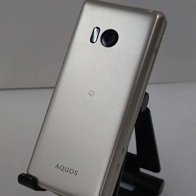 AQUOS ケータイ SH-02L ドコモ ゴールド 送料無料 即決 本体 c21012