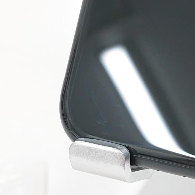 iPhoneSE 第2世代 64GB ドコモ ブラック 送料無料 即決 本体 c21061