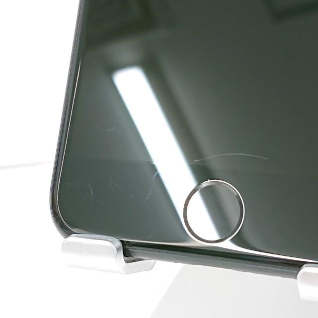 iPhoneSE 第2世代 64GB ドコモ ブラック 送料無料 即決 本体 c21573