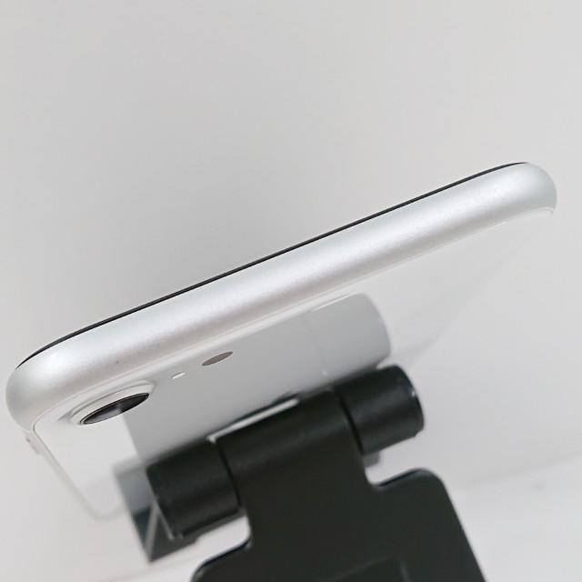 iPhoneSE 第2世代 64GB ドコモ ホワイト 送料無料 即決 本体 c21583