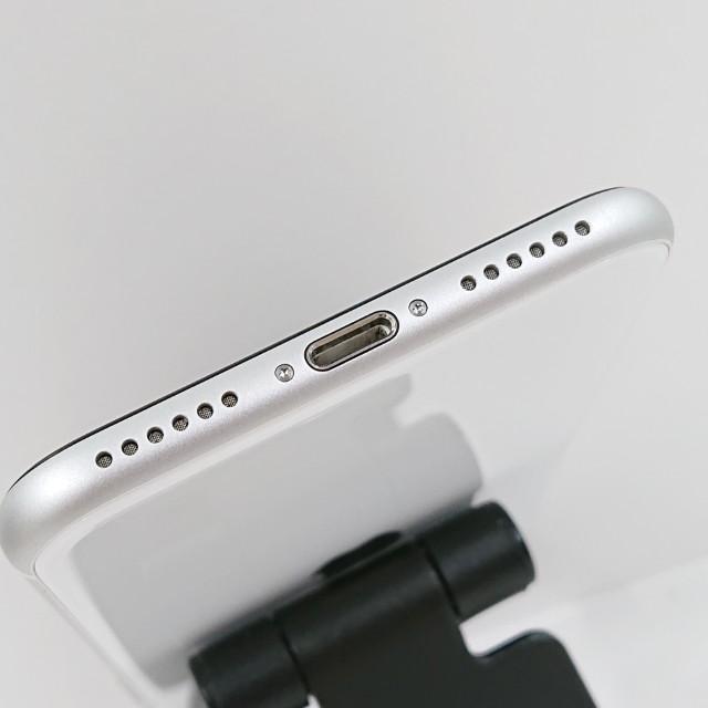 iPhoneSE 第2世代 64GB ドコモ ホワイト 送料無料 即決 本体 c21583