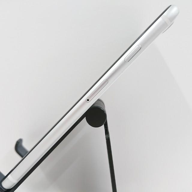 iPhoneSE 第2世代 64GB ドコモ ホワイト 送料無料 即決 本体 c21585