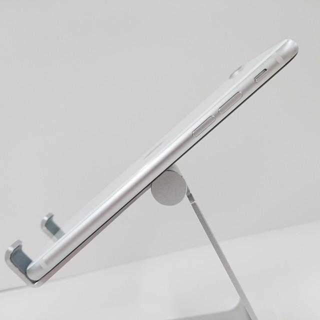 iPhoneSE 第2世代 64GB ドコモ ホワイト 送料無料 即決 本体 c21591