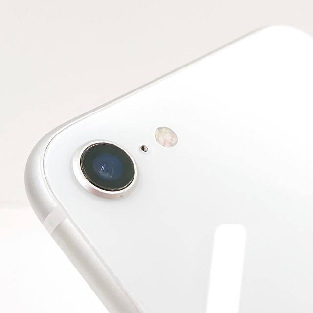 iPhoneSE 第2世代 64GB ドコモ ホワイト 送料無料 即決 本体 c21591