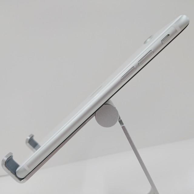 iPhoneSE 第2世代 64GB ドコモ ホワイト 送料無料 即決 本体 c21593