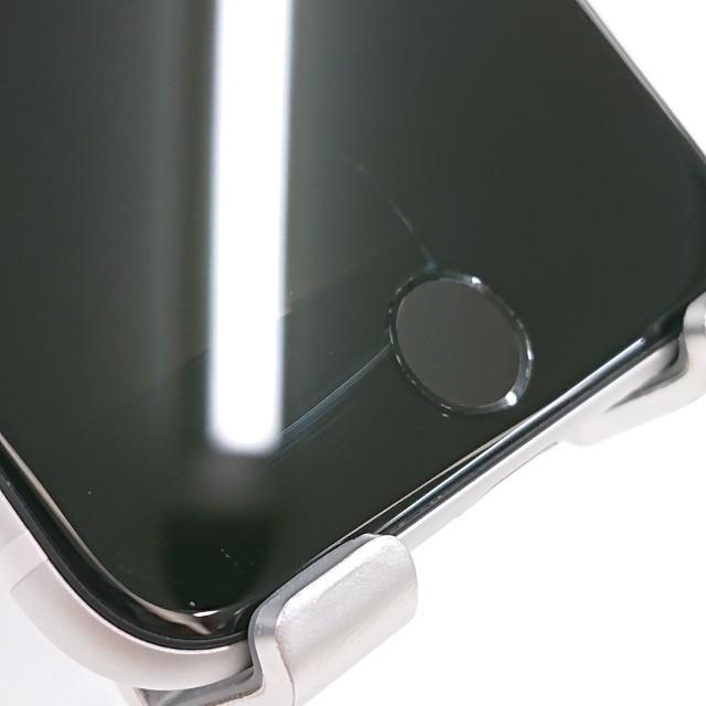 iPhoneSE 第2世代 64GB ドコモ ホワイト 送料無料 即決 本体 c21593