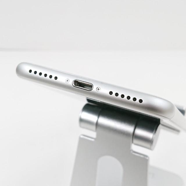 iPhone8 64GB ドコモ シルバー 送料無料 即決 本体 c23195 : アーク
