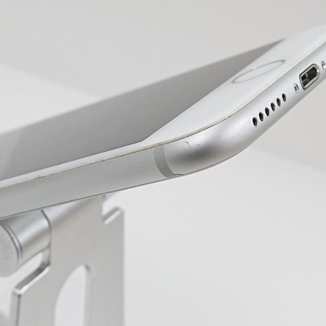 iPhone8 64GB ドコモ シルバー 送料無料 即決 本体 c23196 : アーク