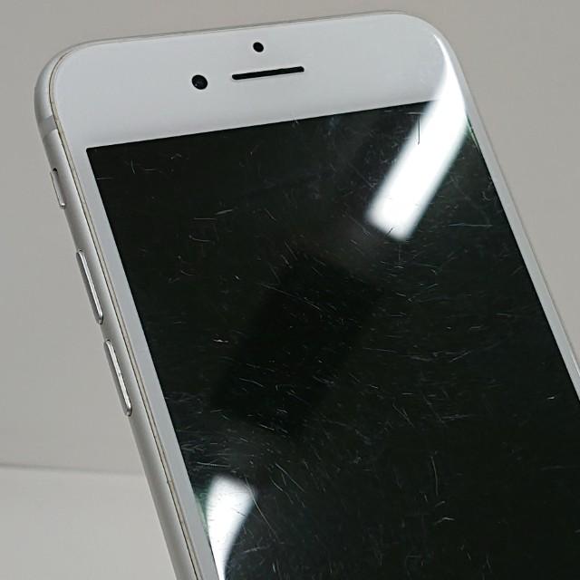 iPhone8 64GB ドコモ シルバー 送料無料 即決 本体 c23196 : アーク